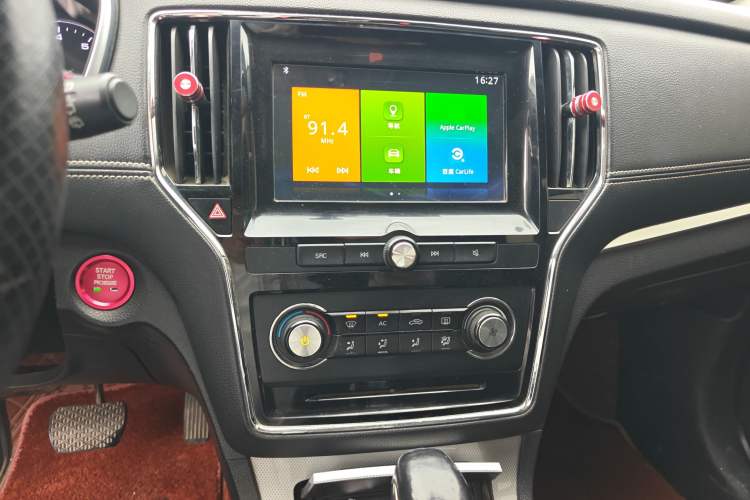 Used Roewe RX5 2018 20T Two-Wheel Drive Automatic Flagship Edition
