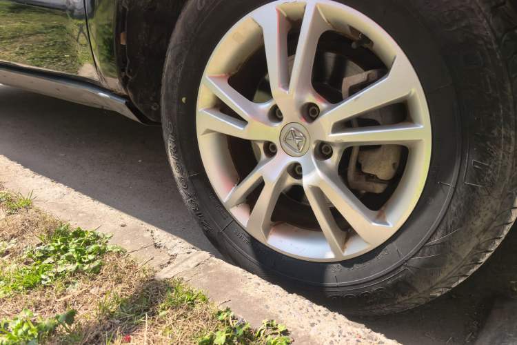 Used JMC Yusheng S330 2016 1.5L GTDi Manual Two-Wheel Drive Value Edition Right Front Wheel Hub