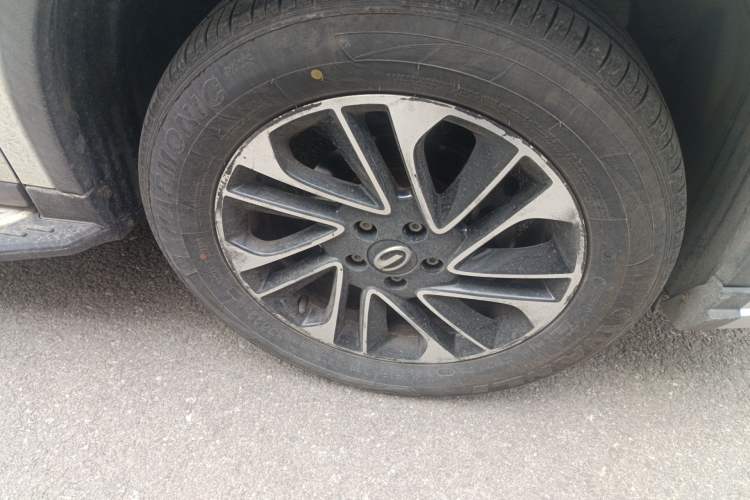 Used GAC Trumpchi GS4 2015 200T G-DCT Elite Edition Right Front Wheel Hub