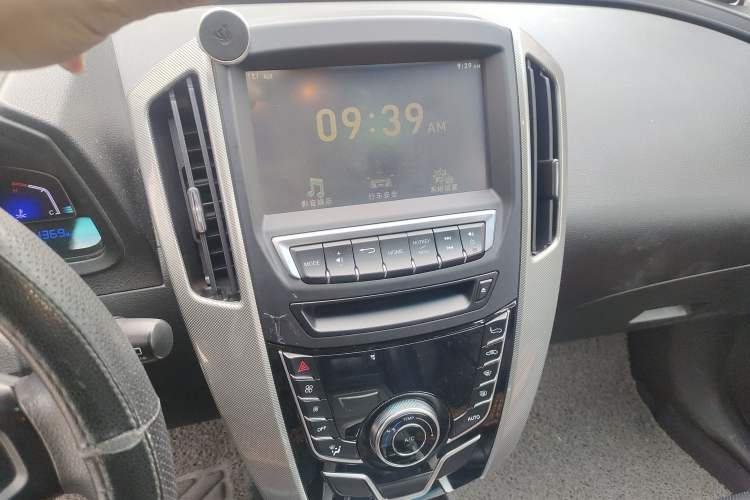 Used Luxgen U6 SUV 2015 1.8T Enhanced Charm Edition