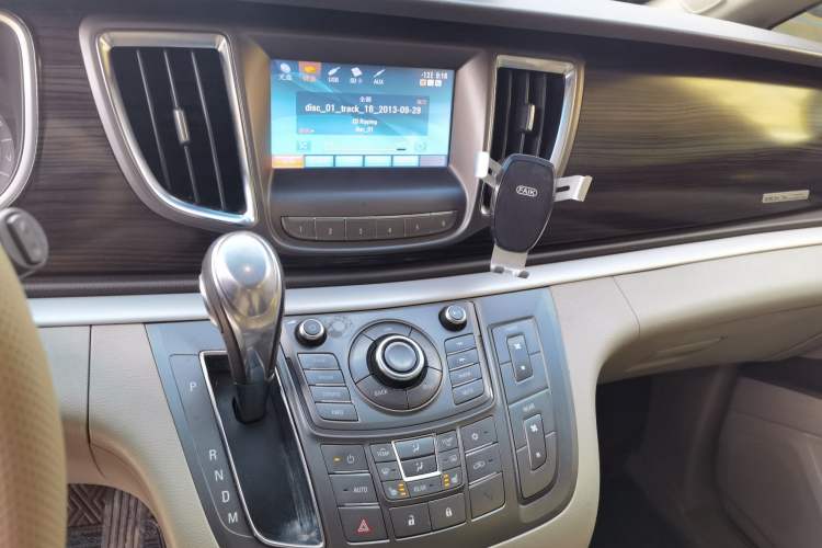 Used Buick GL8 2013 3.0L GT Luxury Business Haoya Edition