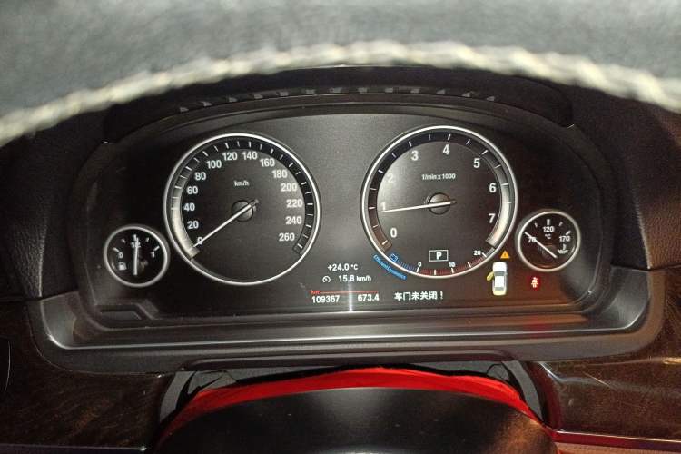 Used BMW 5 Series 2014 525Li Leading Model