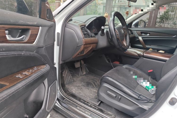 Used Honda Avancier 2017 240TURBO Two-Wheel Drive Elite Edition Driver Seat