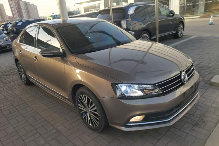 Used Volkswagen Sagitar 2015 280TSI Automatic Flagship Model Exterior 1