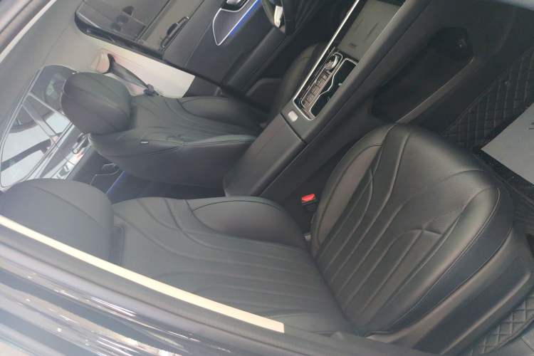 Used Chery Fengyun T9 2025 120 Long-Range Luxury Version 5 Seats Lithium Iron Phosphate Right Front Seat