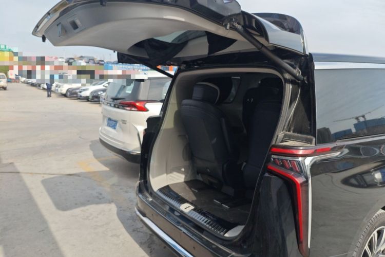 Used SAIC MAXUS G90 2022 2.0T Interstellar Six-Seater Edition