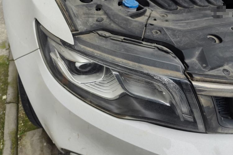 Used Geely Auto Emgrand X7 Sport 2020 1.8TD DCT Two-Wheel Drive Smart Connect 4G-Enabled Version
