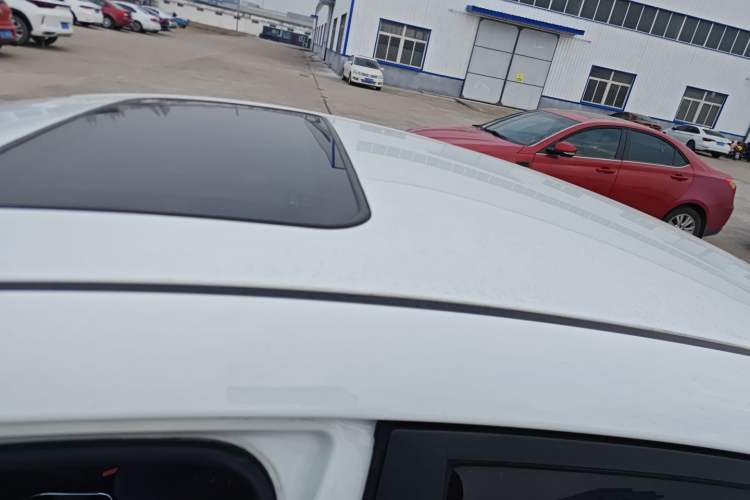 Used Kia K3 2016 1.6L Automatic with Sunroof
