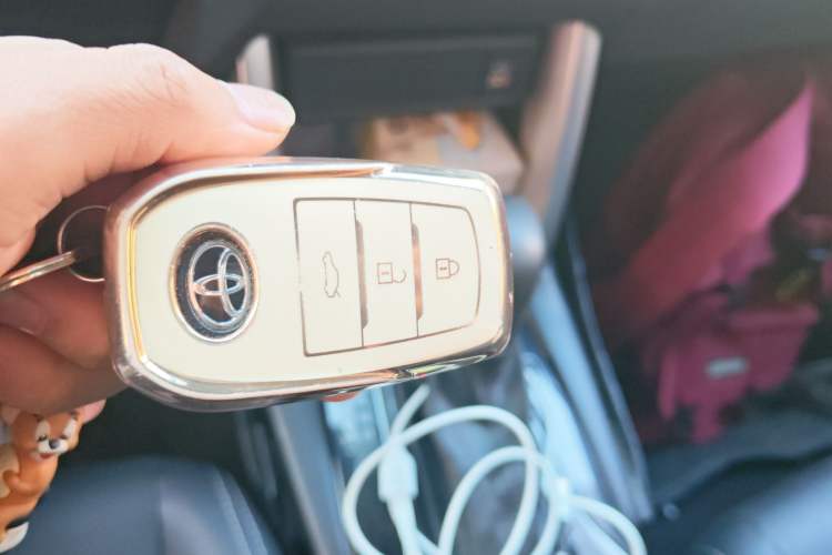 Used Toyota FRONTLANDER 2022 2.0L CVT Luxury PLUS Edition
