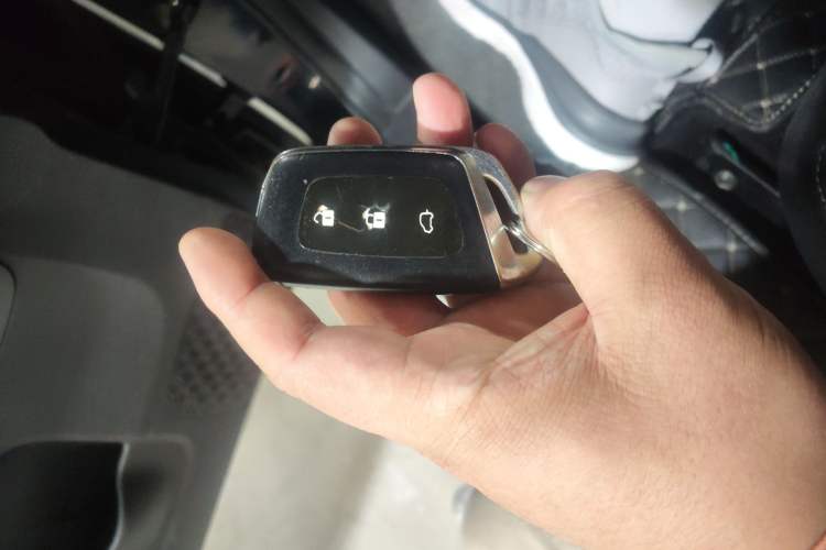 Used Baojun E300 2020 Starry Intelligence Edition Vehicle Key