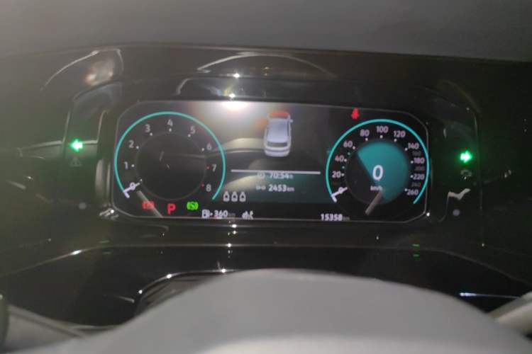 Used Volkswagen Golf 2023 Facelift 280TSI DSG R-Line Lite Instrument Cluster