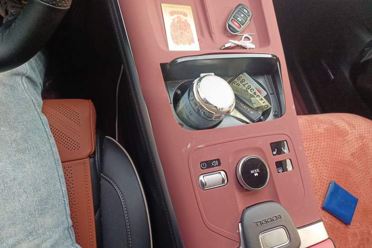 Used Chery Tiggo 9 2023 Facelift 2.0T Dual-Clutch Two-Wheel Drive Luxury Edition 7 Seats