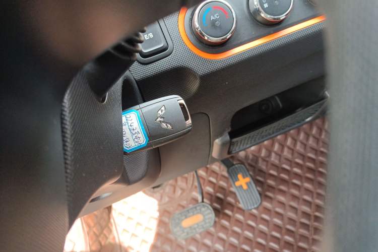 Used Wuling Hongguang MINIEV 2020 Freedom Version Lithium Iron Phosphate