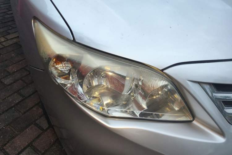 Used Toyota Corolla 2011 1.6L Automatic GL Right Front Headlight