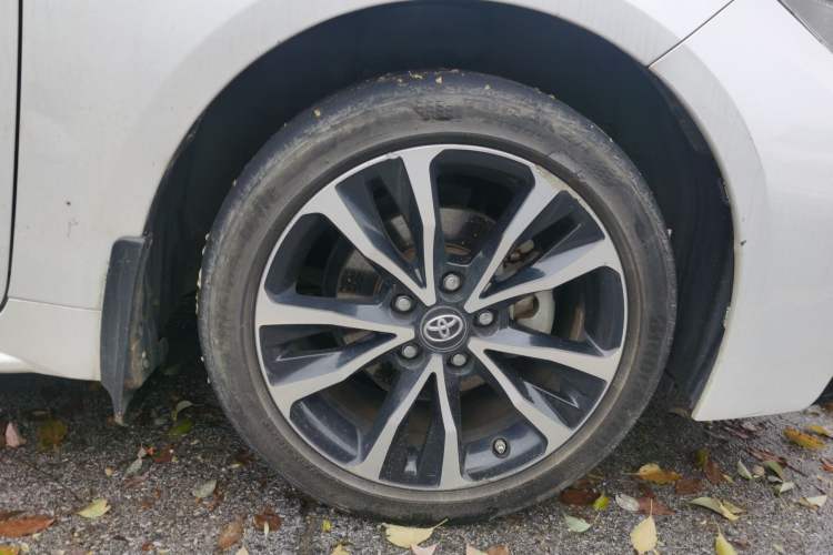 Used Toyota Levin 2021 Dual-Motor 1.8H E-CVT Sport Edition
