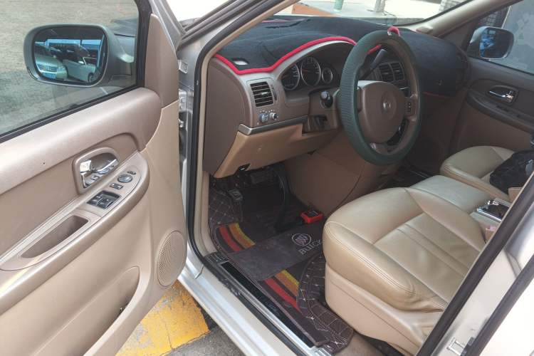 Used Buick GL8 2014 2.4L Classic Edition Driver Seat