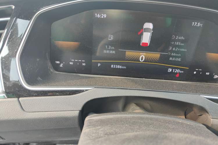 Used Volkswagen Magotan 2023 2 Million Units Limited Edition 330TSI DSG Leading Version Odometer Close Up