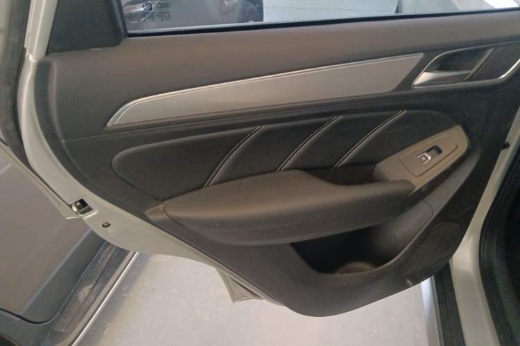 Used Roewe RX5 2020 20T Automatic 4G Connected Million Edition