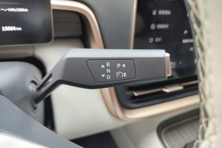 Used Dongfeng eπ eπ008 2024 636Max All-Electric Version 6 Seats