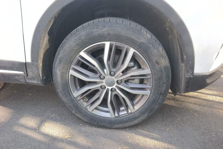 Used Geely Auto Emgrand X7 Sport 2020 1.8TD DCT ZhiZun PRO Right Front Wheel Hub