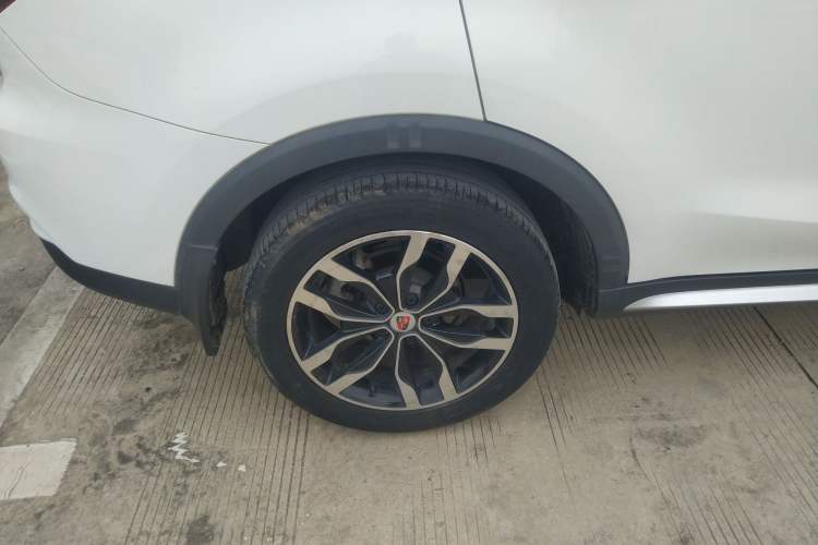 Used Roewe RX5 2016 20T Two-Wheel Drive Automatic Internet Smart Edition