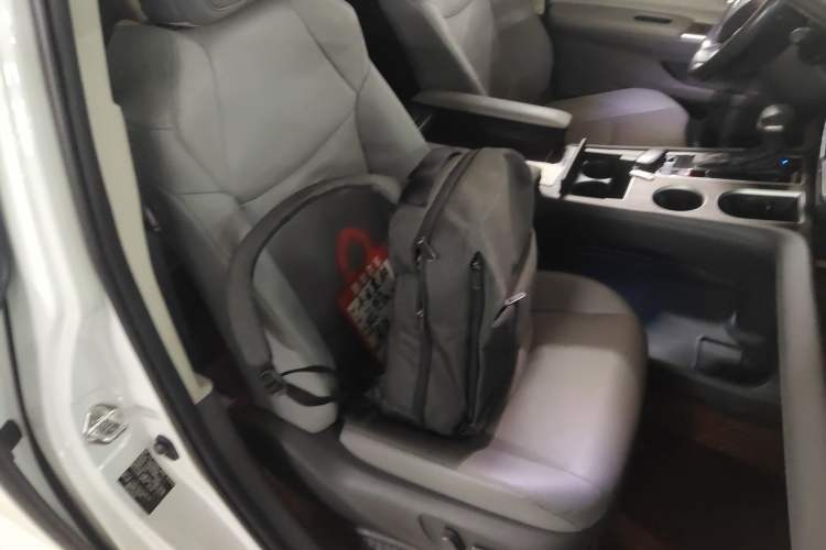 Used Toyota Sienna 2021 2.5L Hybrid Luxury Edition