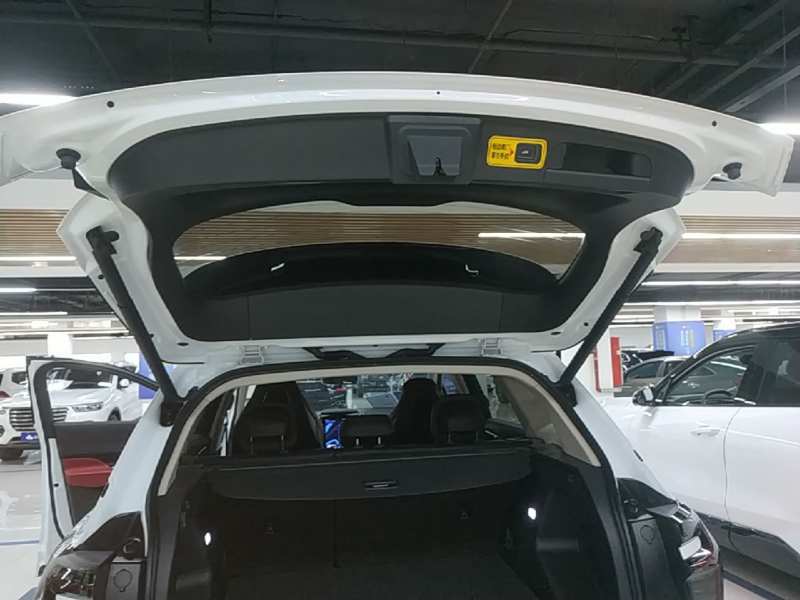 Used Hongqi HS3 2023 1.5T Two-Wheel Drive Shanwei Edition — 18