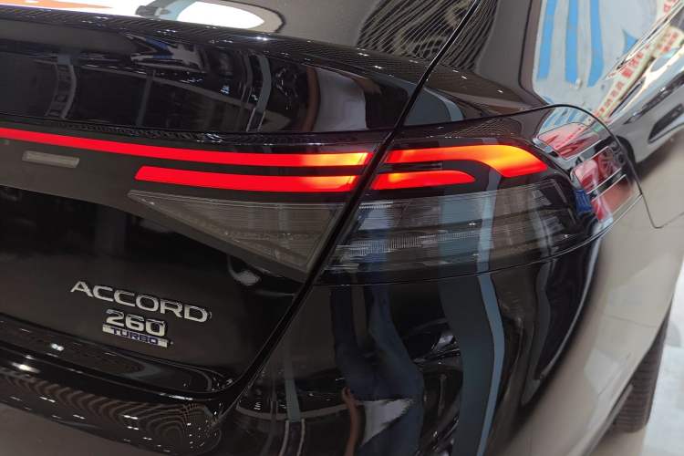 Used Honda Accord 2025 260TURBO Luxury Edition Right Rear Taillight