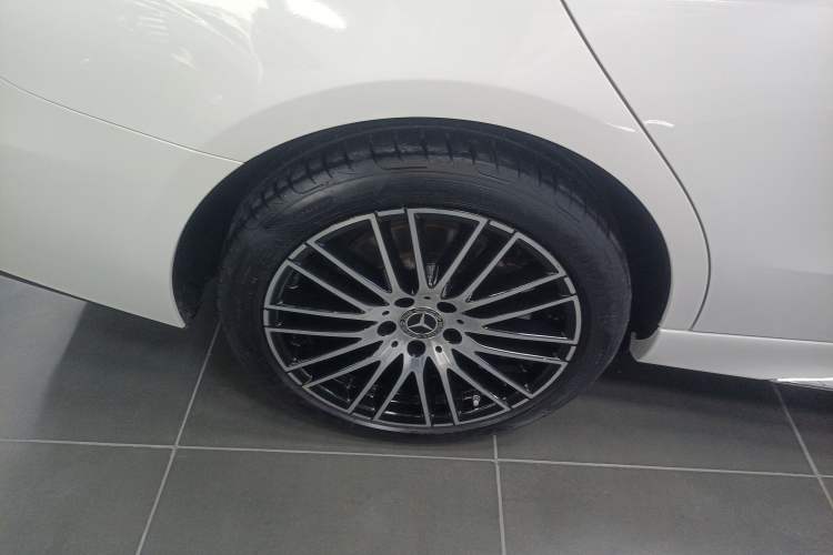 Used Mercedes-Benz C-Class 2024 Second Facelift C 260 L Sport Edition
