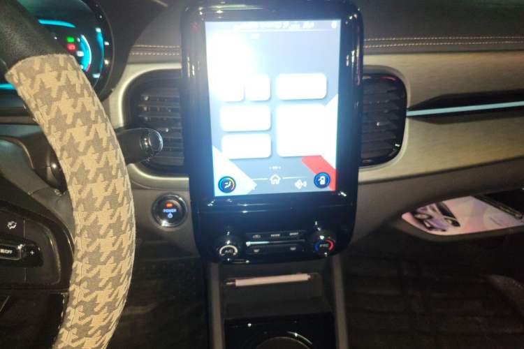 Used Chery Little Ant 2022 Sweet Pink Edition Half-Sugar Version Lithium Iron Phosphate 30 kW 301 km