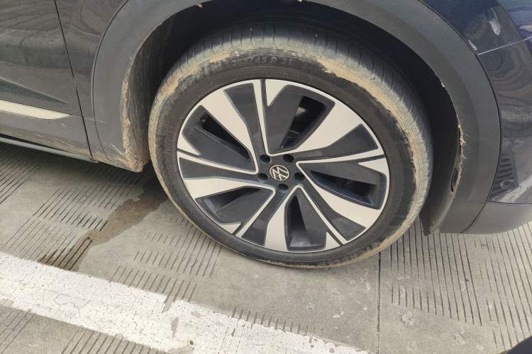 Used Volkswagen Talagon 2021 380TSI Four-Wheel Drive Flagship Version Right Front Wheel Hub