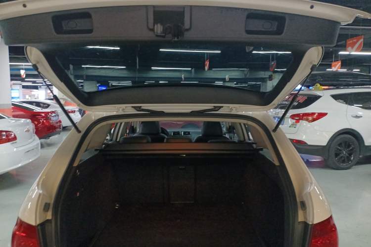 Used Volkswagen Golf 2011 1.4 TSI Luxury Touring Edition