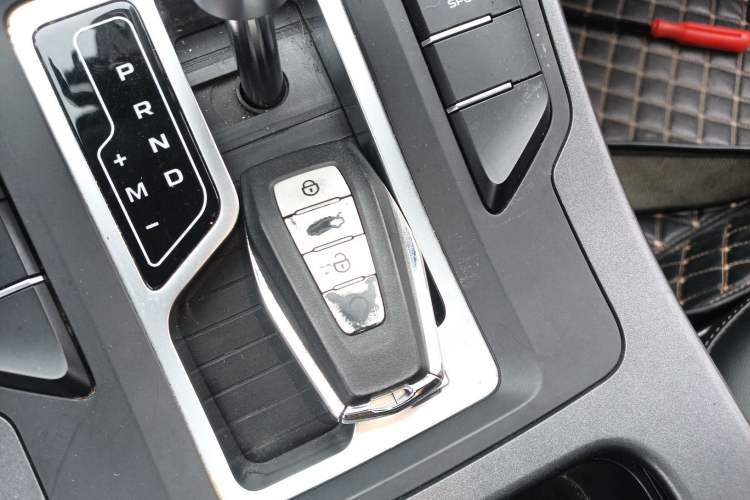 Used Geely Auto Emgrand GL 2021 UP 1.4T CVT Leading Edition
