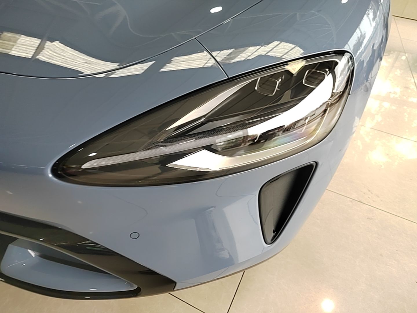 Xiaomi Auto SU7 2024 Rear-Drive Ultra-Long Range Advanced Pro-Level Intelligent Driving Version — снимка 8