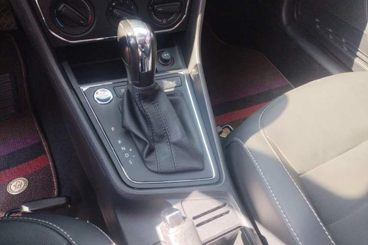 Used Volkswagen Lavida 2017 1.6L Automatic Comfort Edition