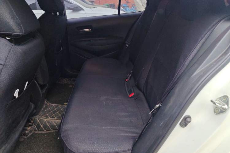 Used Toyota Levin 2019 Dual-Engine 1.8H E-CVT Tech Edition China VI Standard Left Rear Seat