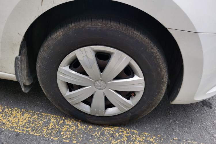 Used Volkswagen Jetta 2015 Value Edition 1.6L Manual Fashionable Style