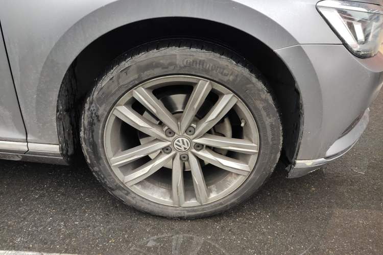 Used Volkswagen Variant 2018 380TSI Two-Wheel Drive Comfort Edition