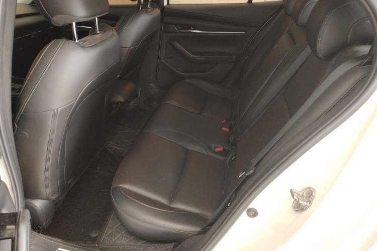 Used Mazda 3 Axela 2021 2.0L Automatic Zhiyao Edition Left Rear Seat