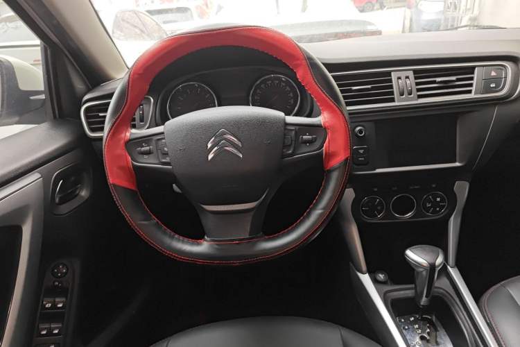 Used Citroen C3-XR 2015 1.6THP Automatic Pioneer Model