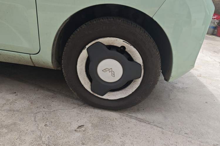 Used Wuling Hongguang MINIEV 2021 Macaron Premium Model – Lithium Iron Phosphate
