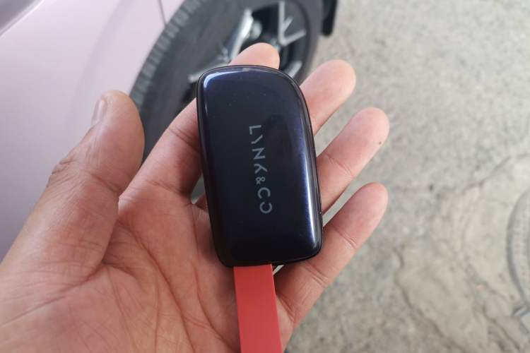 Used Lynk & Co Z20 2025 530 km Range Rear-Wheel Drive Max
