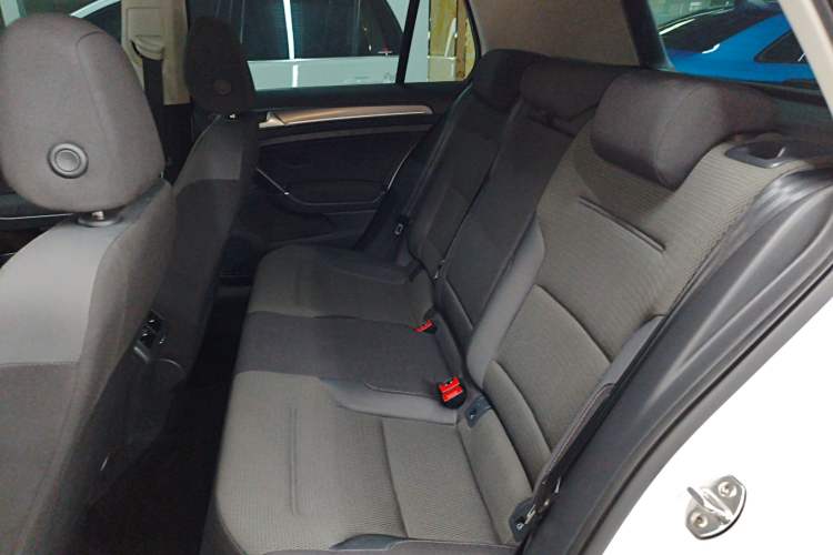 Used Volkswagen Golf 2017 230TSI Manual Comfort Edition – Celebrating Milestone of One Million Units
