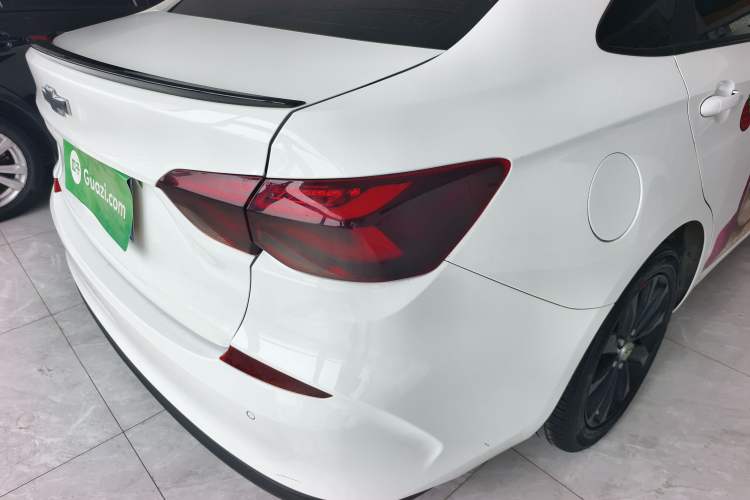 Used Chevrolet Monza 2022 Light Hybrid Redline 320T Dual-Clutch Thrilling Edition Right Rear Taillight