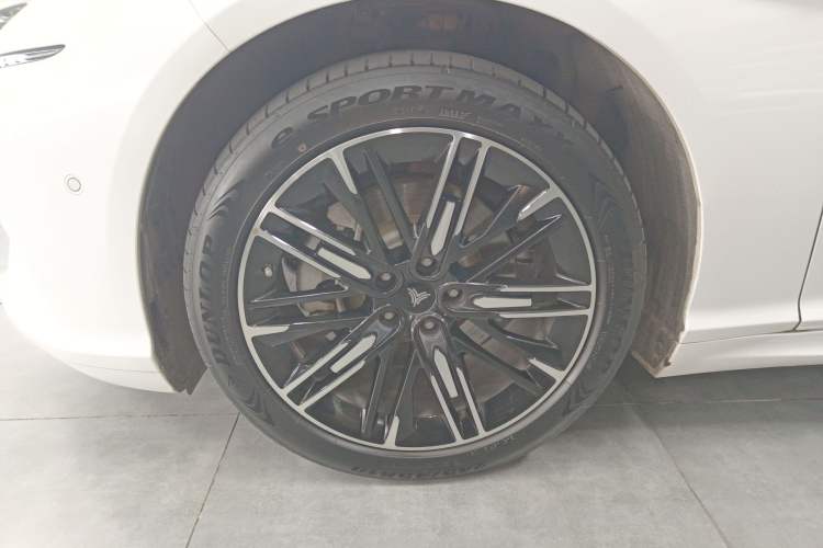 Used NETA S 2022 Extended-Range Version 1160 km Range Rear-Wheel-Drive Compact Edition