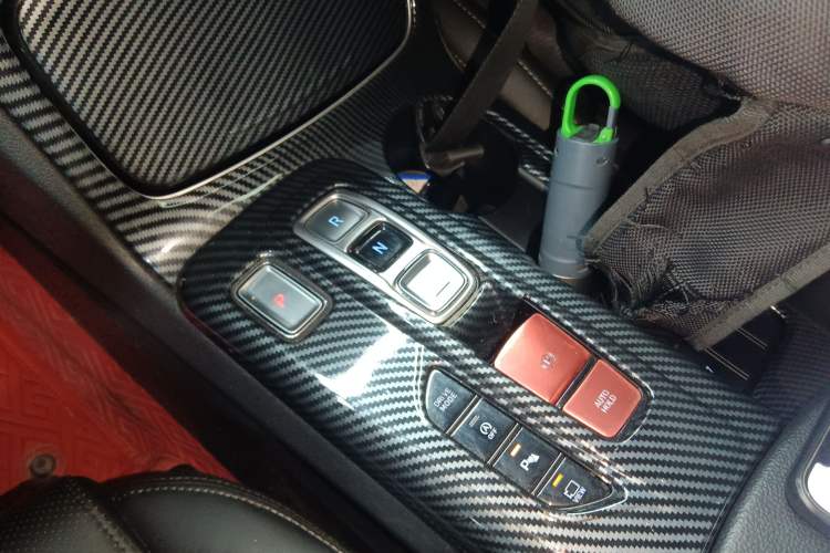 Used Hyundai Santa Fe 2020 380 TGDi Automatic Two-Wheel Drive DLX Prestige Edition PLUS
