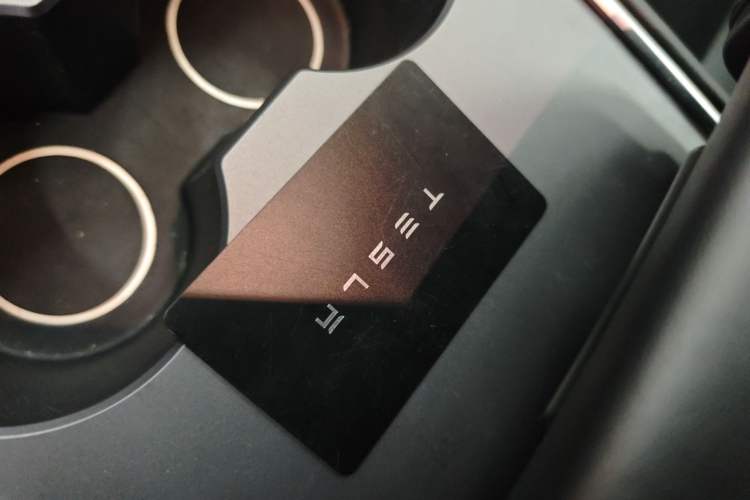 Used Tesla Model Y 2024 Rear-Wheel-Drive Version Interior 1