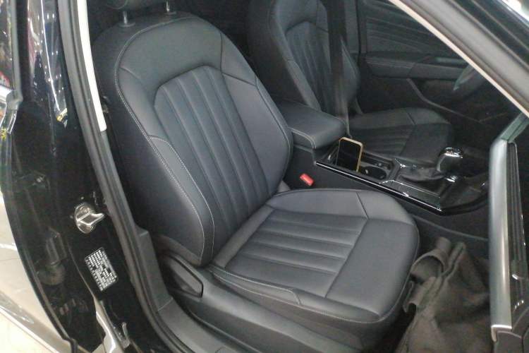 Used Volkswagen Passat 2023 Revised Version 280TSI Business Edition Right Front Seat