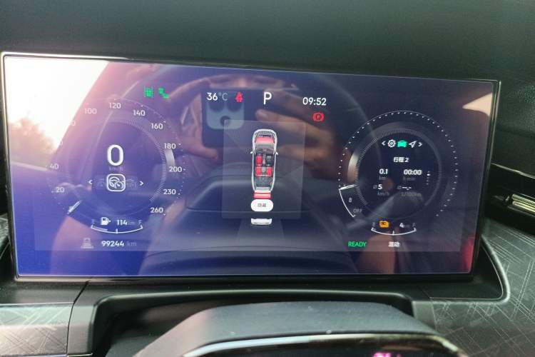 Used Lynk & Co 09 EM-P 2021 2.0T PHEV Halo Six-Seater
