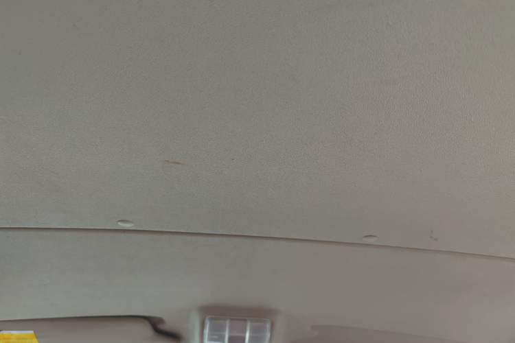 Used SAIC MAXUS Xintu V80 2019 2.5T Classic Model AMT Aoyuntong Facelifted Short Wheelbase Ultra-Low Roof 5/6-Seater